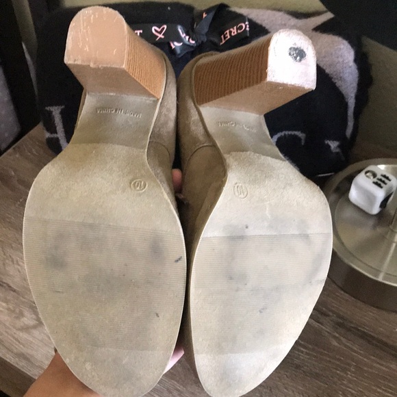 Brown Old Navy Booties ! - Picture 4 of 5